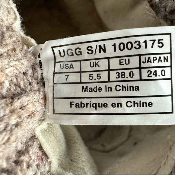 UGG CAMBRIDGE CHESTNUT WOMENS size 7 BOOTS - Picture 7 of 11